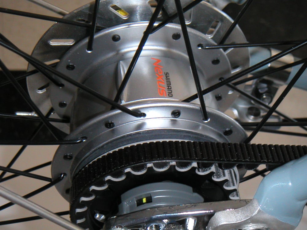 A Belt-drive multi-speed rear hub gear