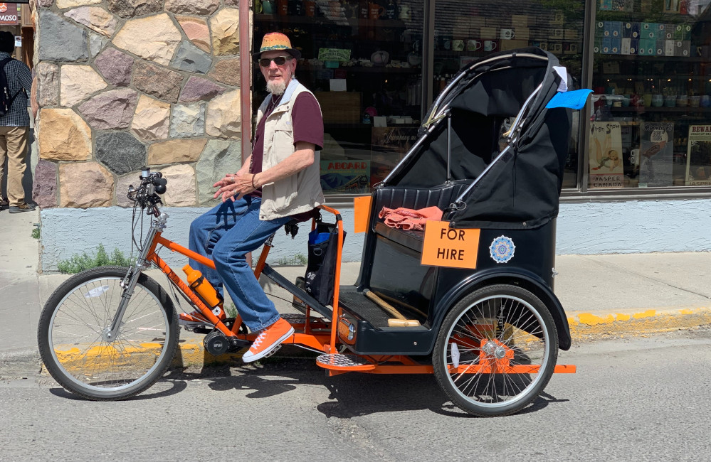 Run your business with a tricycle - electric tricycle taxi is just one option!